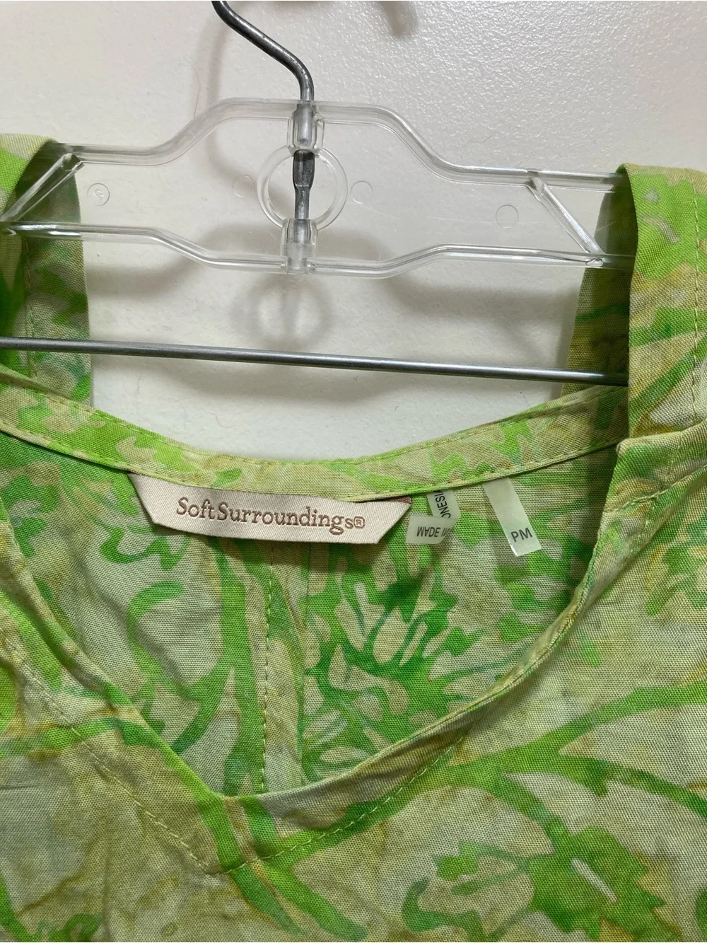 Soft Surroundings bright green floral Hoodie/swimsuit coverup.Petite medium
